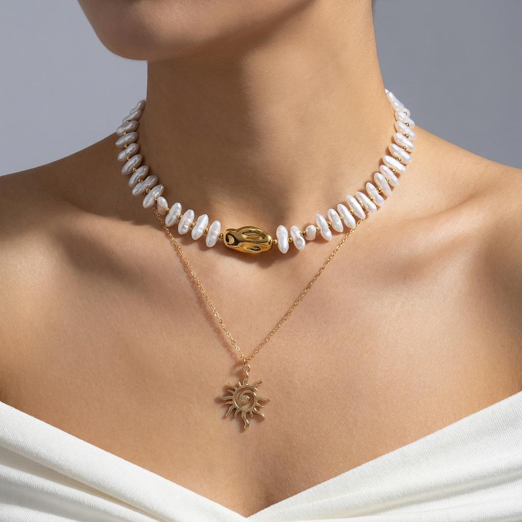Boho Baroque Irregular Imitation Pearl Necklace For Women Vintage Sun Pendant Layered Choker Summer Vacation Party Jewelry Gift