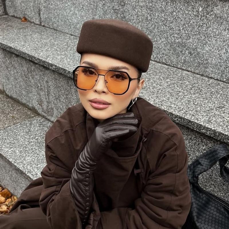 Ins New 100% Wool Flat-Top Fedoras Women Wedding Church Party Pillbox Hat Winter Fashion Retro Lady Hard Top Painter Berets Cap