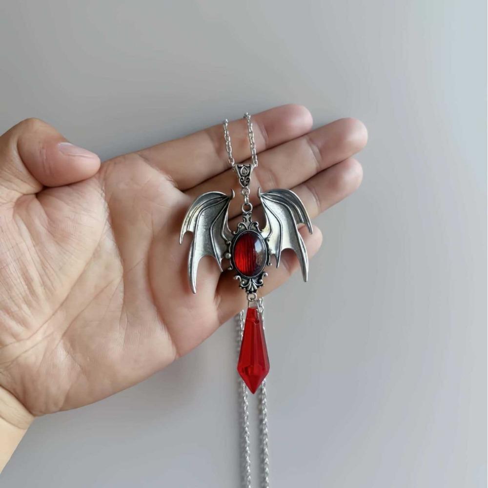 Retro Gothic Sliver Color Bat Wings Baroque Oval Ruby Crystal Conical Tassel Pendant Necklace for Women Halloween Party Jewelry