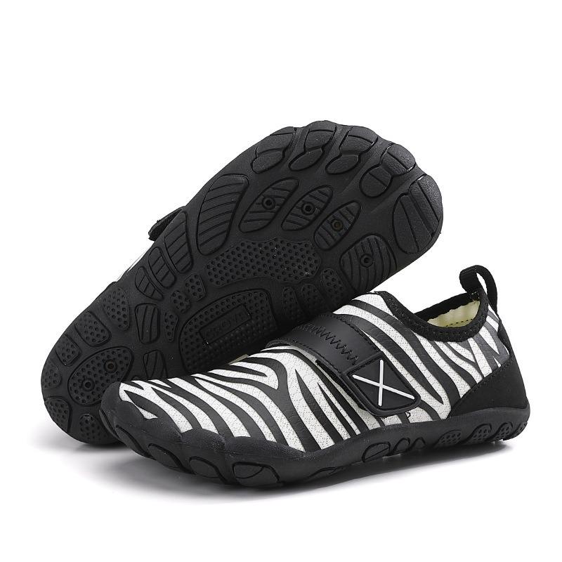 Five-finger outdoor sports beach shoes, wading shoes, quick-drying children's barefoot shoes, sea shoes, creek diving snorkeling shoes