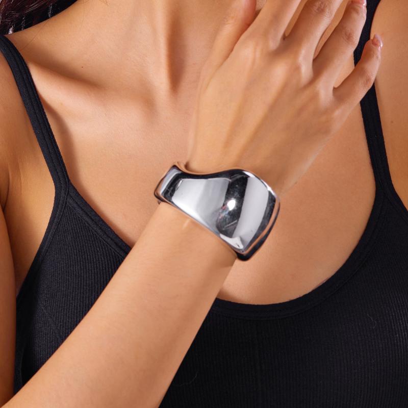 Big Cuff Bangles Bracelets Women Vintage Statement Plastic Geometric Open Bangle Hip Hop Punk Gold Silver Color Jewelry