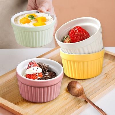 4 ks barevných soufflé košíčků, do trouby, žebrované porcelánové misky, ramekiny na pečení a vaření