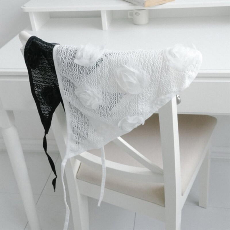 Women s Triangle Rose Floral Bandana A33571_White