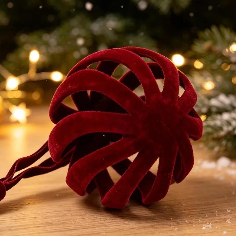 Christmas Flocked Hollowed-Out Ball Pendants Wedding Party Hanging Balls Twisted Spiral Sphere Decoration Prop for Window Table