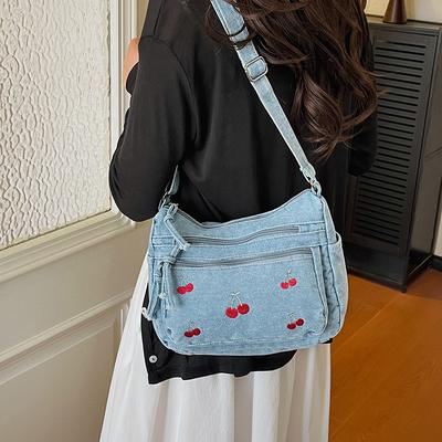 Borsa in Denim Ricamata con Ciliegie Borsa a Spalla Crossbody di Grande Capacità