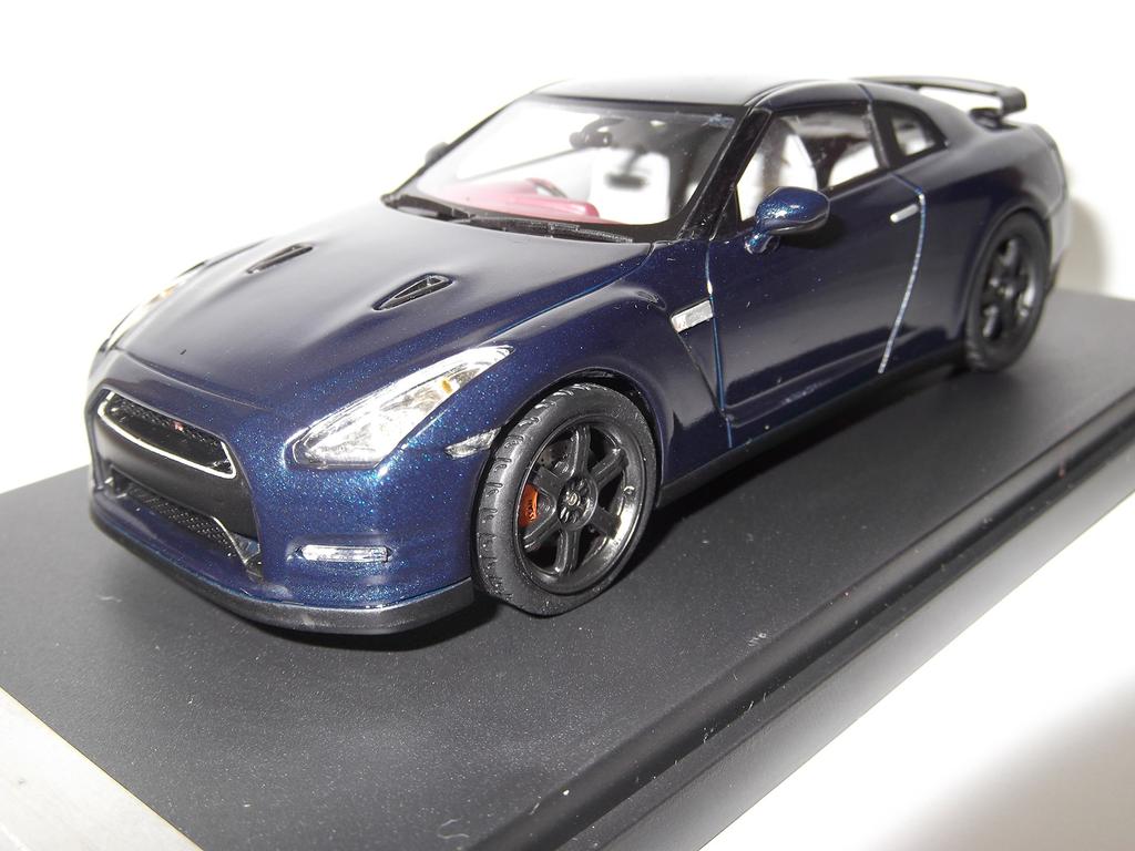 CN513 NISSAN EGOIST 2011 Aurora Flare Pearl WIT'S 1/43 GT-R