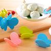 2Pcs Kitchen Anti-scald Clip Butterfly Shaped Heat Proof Bowl Plate Clamp Holder