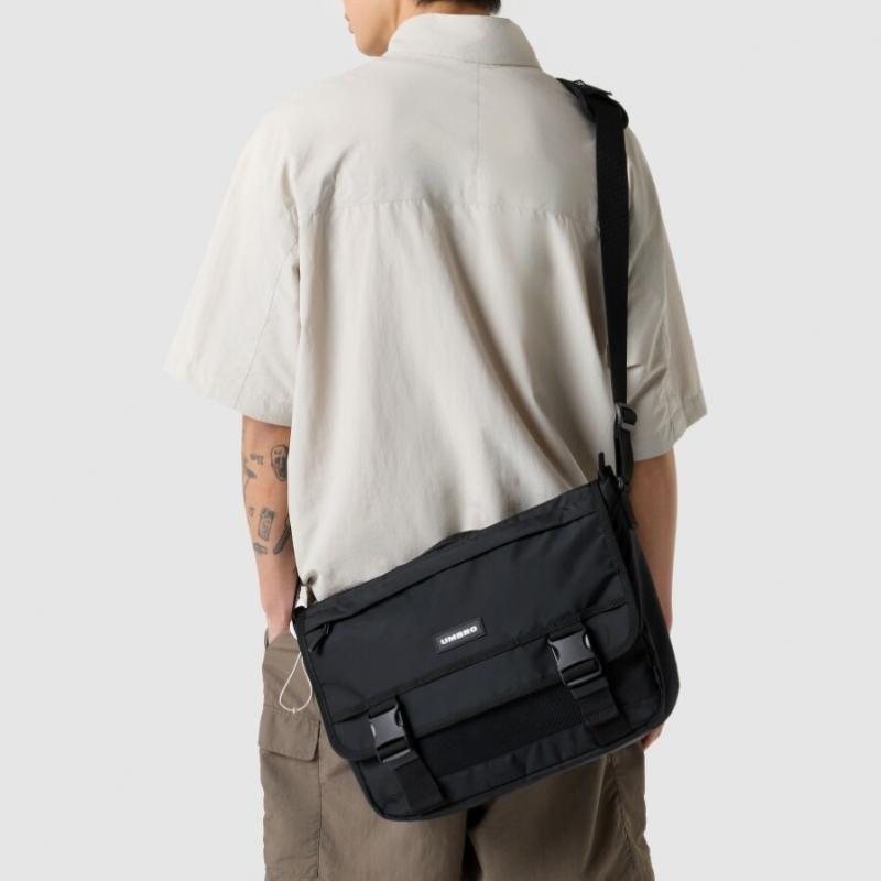 Umbro News Cool Messenger Bag Ur123cbg19 Blk
