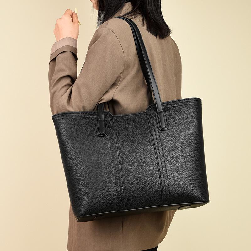 Large Capacity Women's Tote Bag - New Style Shoulder Bag for Work and Commute