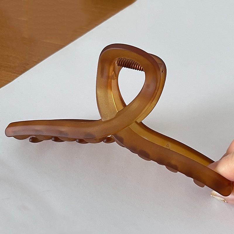 13cm Large Matte Resin Hair Claw Clip for Women - Retro Korean Style Hairpin