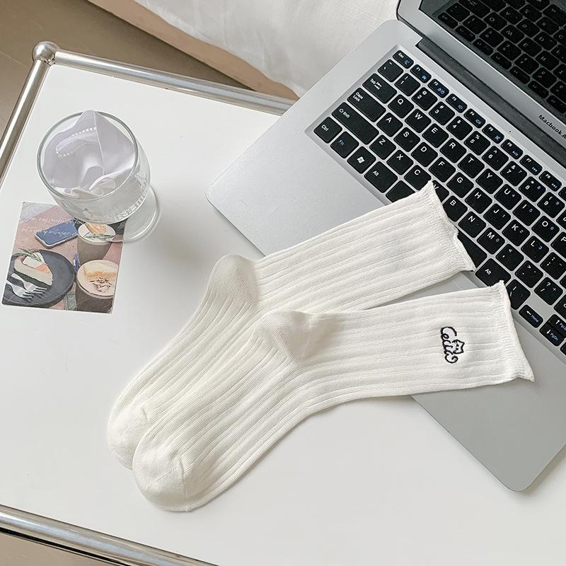 

Женские весенне-летние тонкие новые стиль досуг вышивка дышащие в трубку махровые махровые хлопковые носки 1 pair чистый белый