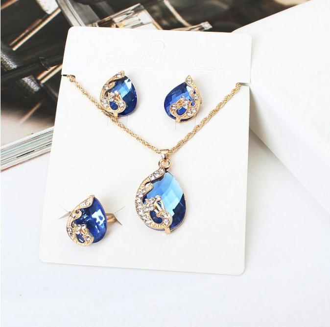 European & American Creative Peacock Crystal Jewelry Set: Earrings and Necklace