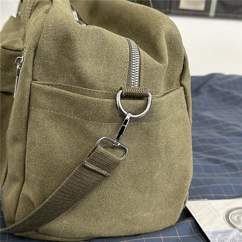 Large Capacity Portable Sports Fitness Bag Sports Shoulder Bag Lightweight Travel Luggage Bag