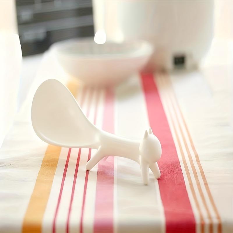 1pc Non-Stick Serving Spoon with Squirrel Handle, Heat Resistant for Rice Soup, Dishwasher Safe Food Grade Rice Spoon