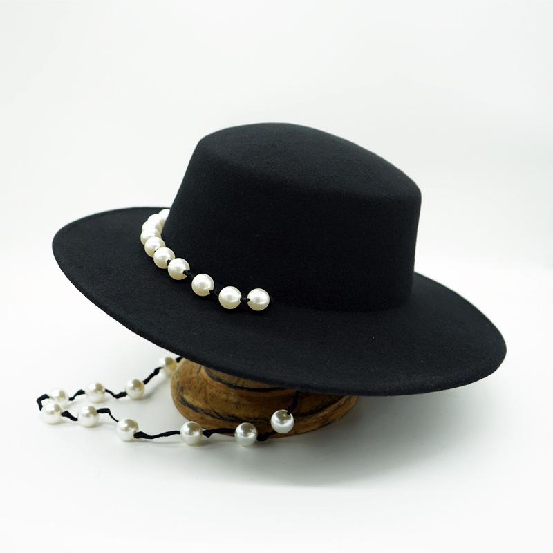 British Retro Black Woolen Flat Top Top Hat Women'S Autumn And Winter Pearl Chain Flat Brim Felt Hat Internet Celebrities Of The Same Style