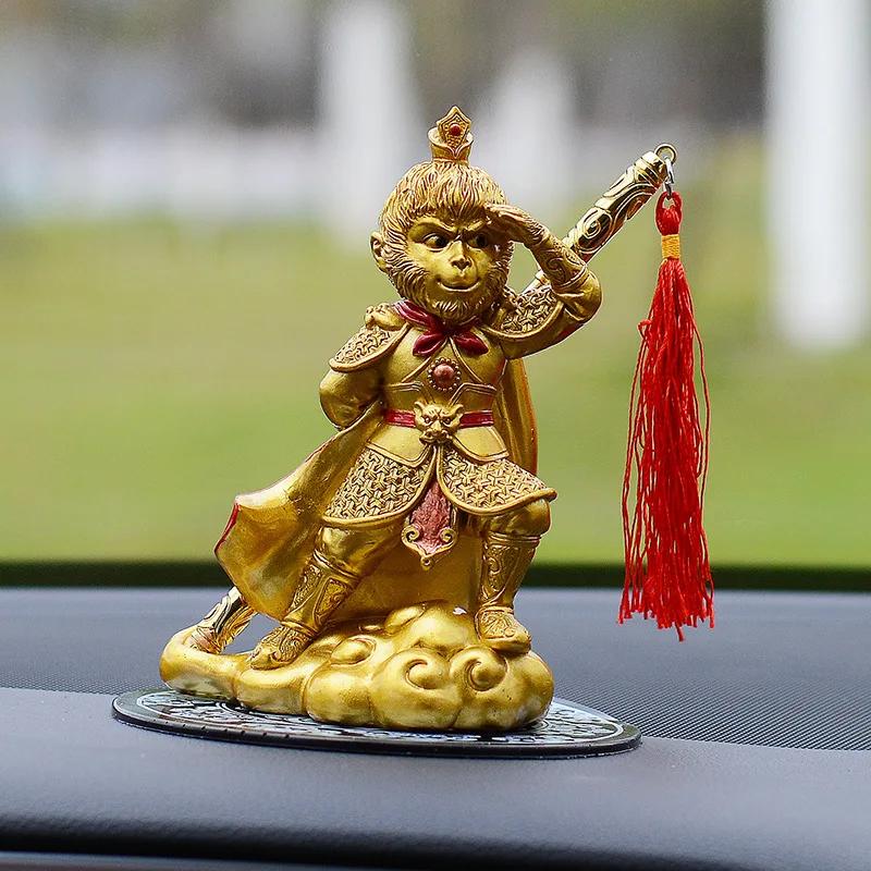 Sun Wukong Car Ornaments Car Decorations Treading Auspicious Clouds Supreme Treasure Color-changing Car Accessories