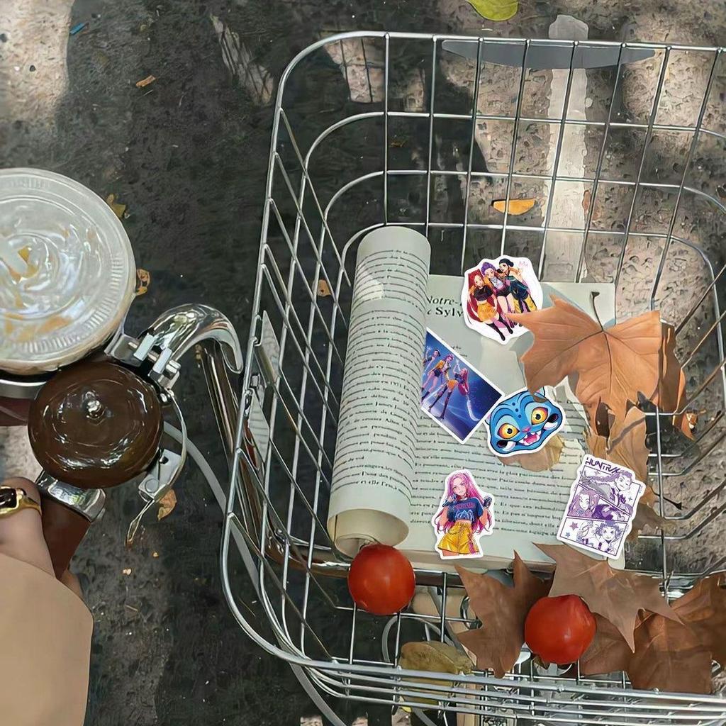 60 PCS kpop caçadores de demônios Adesivos de Desenho Animado, Adesivos para Garrafa de Água Decalques Impermeáveis Adesivos de Filme Anime para Laptop Diário Skate Guitarra Bagagem