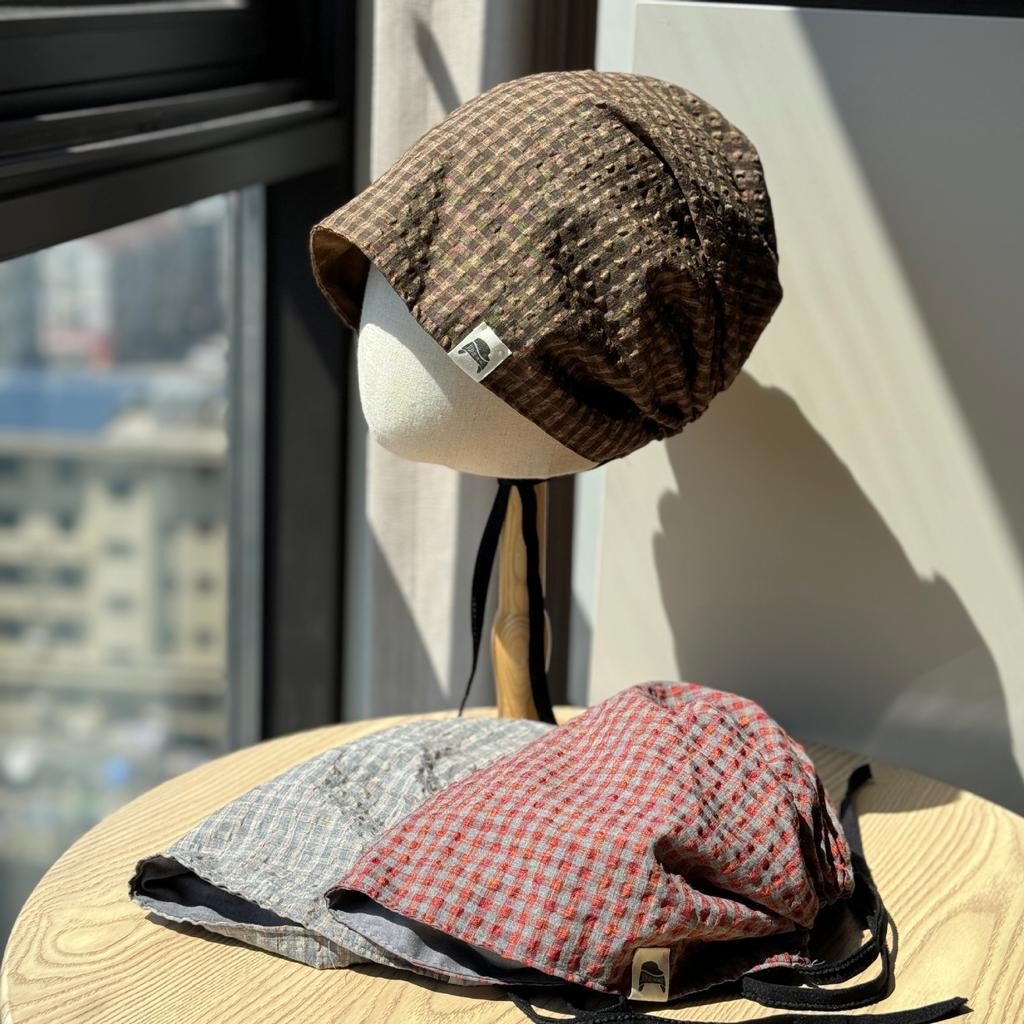 New Wasteland Style Retro Double sided Plaid Pullover Hat for Women Korean Style Casual Face showing Small Baotou Pile Hat Trendy Cold Hat