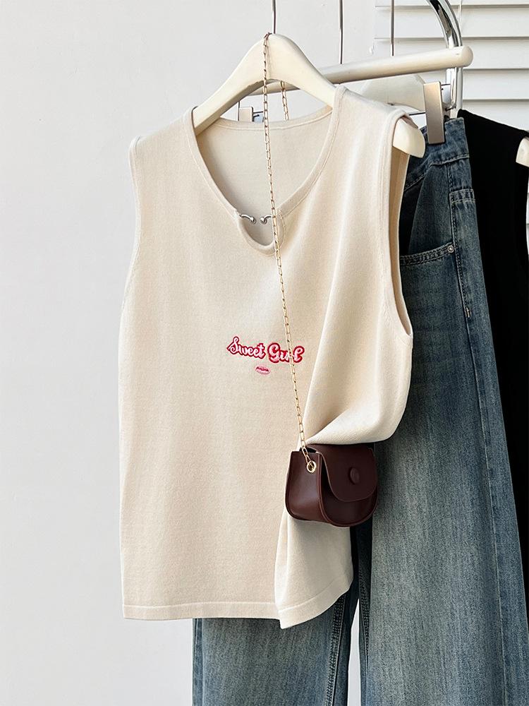 

Plus Size Women s Chic Camisole Vest - Summer 2026 Style, Short Base Layer Top 2XL (67.5-82.5 kg) абрикосовий