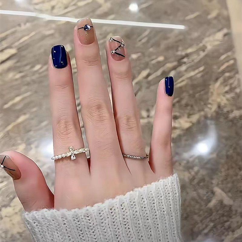 

New manicure nail piece European and American small fresh wind drill blue galaxy design short square armor wearing armor Free jelly glue + rubbing strips