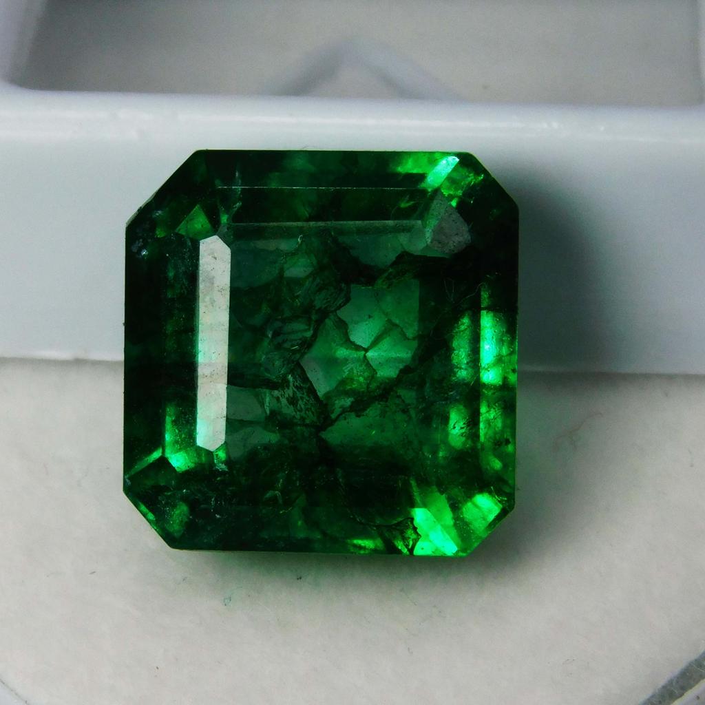 Natural Green Colombian Emerald 11.15ct Square Cut Certified Loose Gemstone