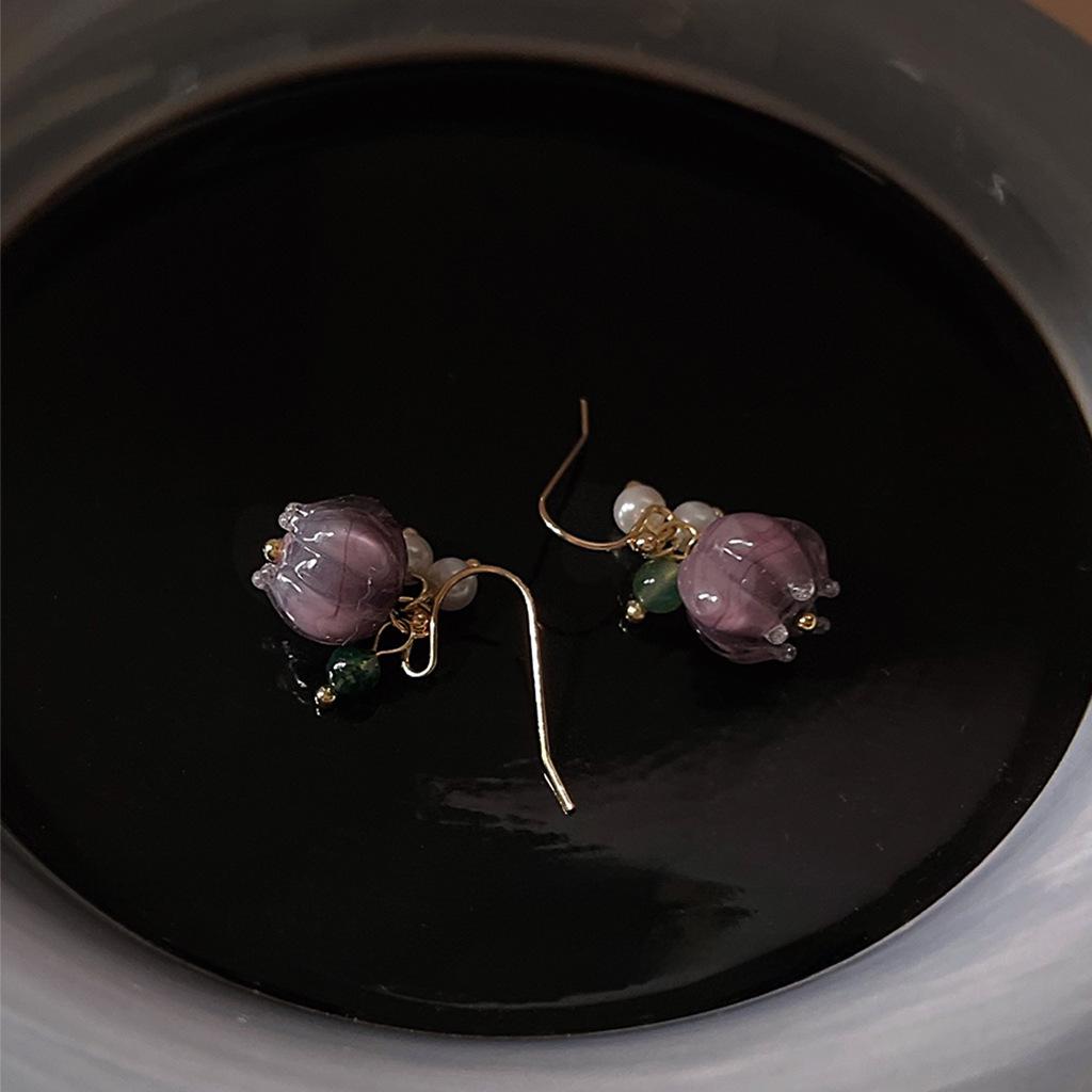 

Нежная фиолетовая лоза ~ Французские ретро-серьги в форме водяной лилии для женщин.