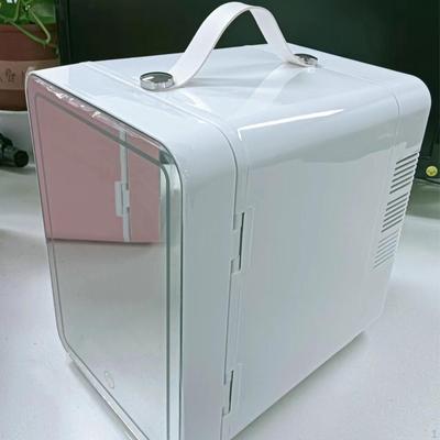 Przenośna lodówka Personal Beauty do makijażu w akademiku w podróży, biała
