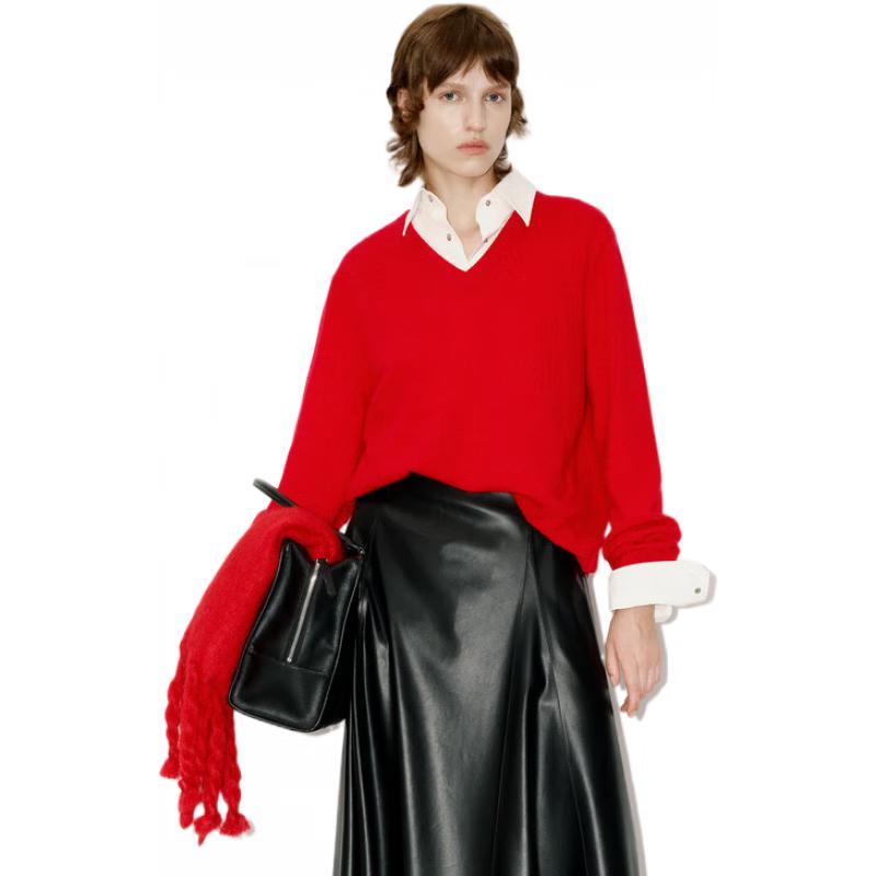 

MO&Co. C+ Series Cashmere V-Neck Sweater M