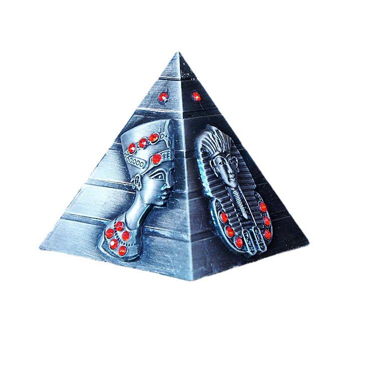Salvadanaio in Metallo Elettrolucidato a Forma di Piramide Egizia Souvenir