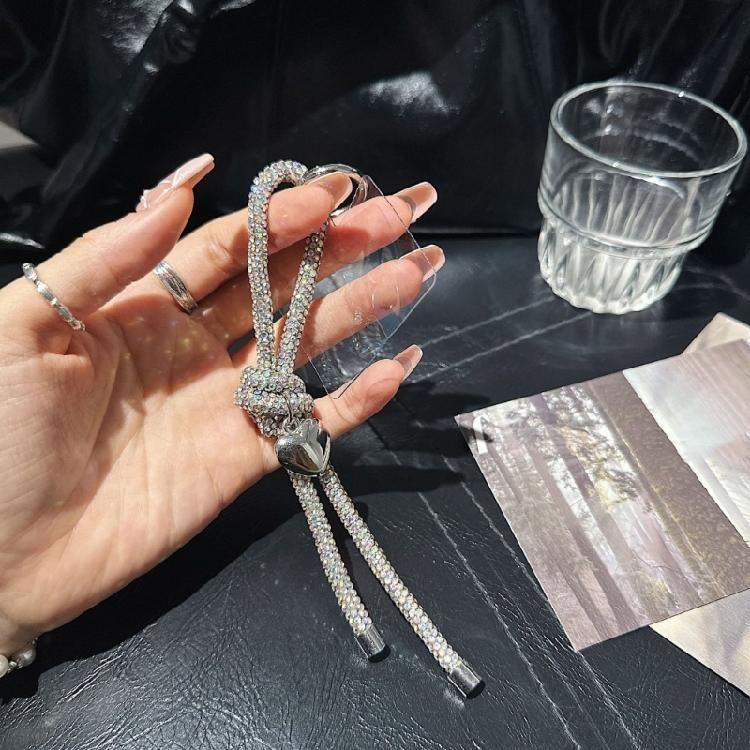 Fashionable Love Heart Knots Handbag Charm Stylish Keychain Pendant Keychain Ornament for Ladies and Trendy Women