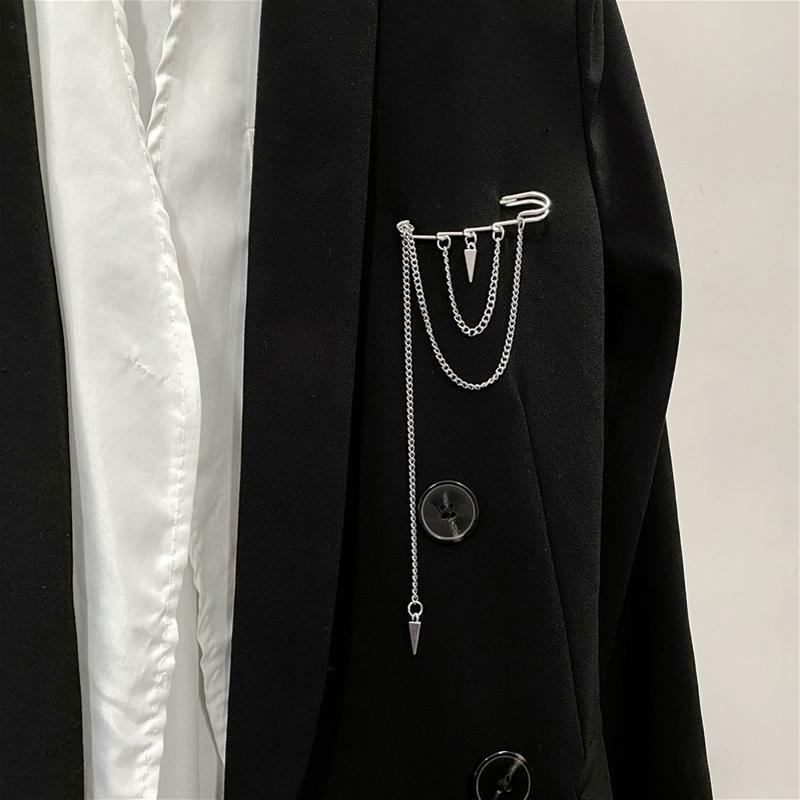 Brož s přívěskem s tmavým střapcem Pro muže Ženy Vintage Brože Punk Stay Gothic Šperky Harajuku Streetwear