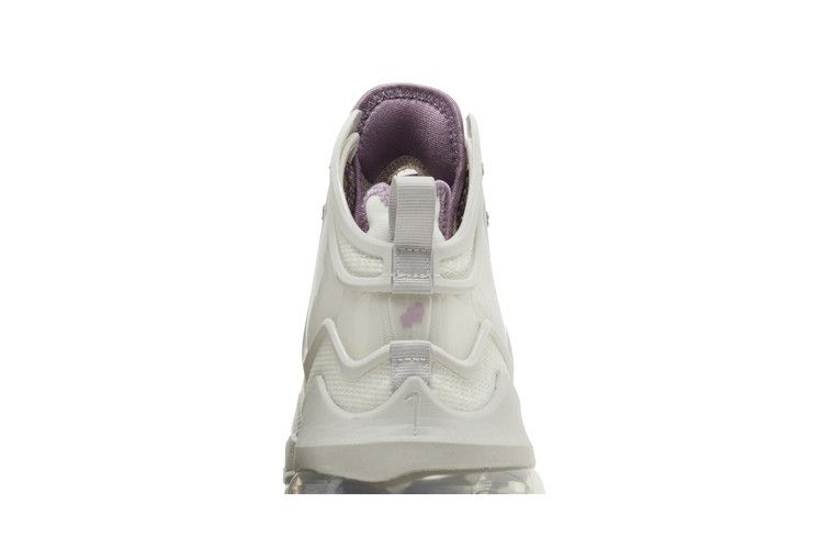 Nike LeBron 19 EP 'Strive For Greatness'