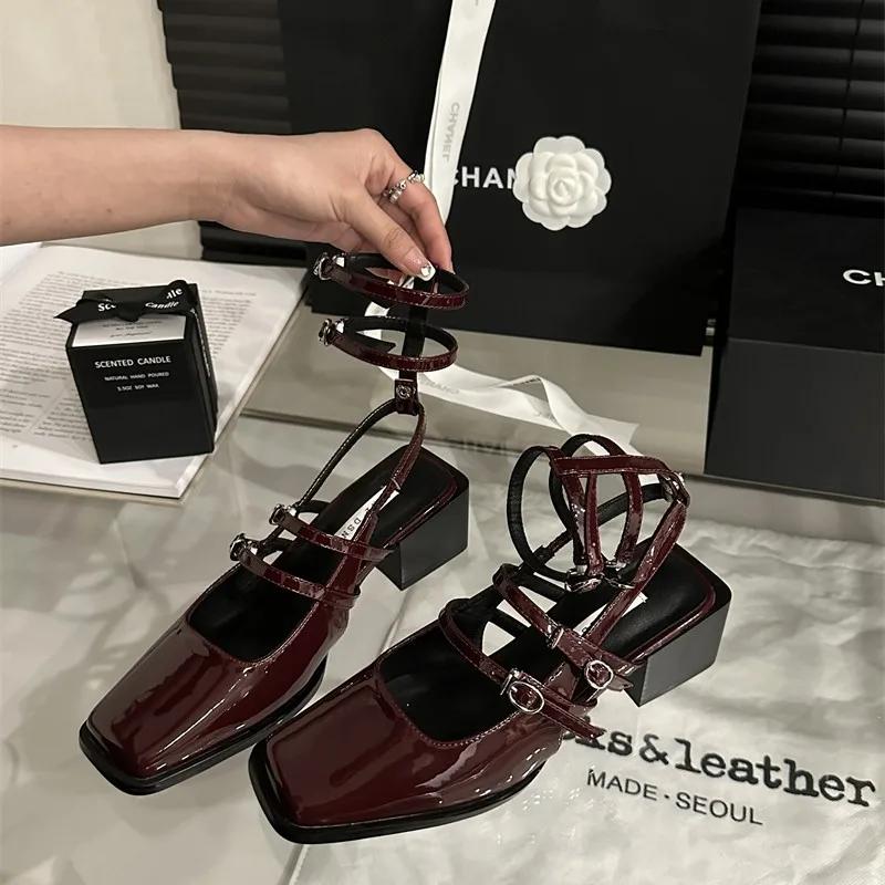 

Летние женские сандалии на толстом каблуке, модные туфли с квадратным носком и перекрестным ремешком на щиколотке, элегантные сандалии для вечеринки 35 вино красного