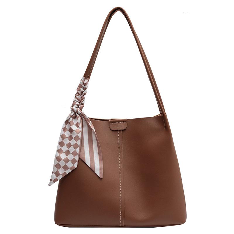 

Сумка через плече Велика сумка для матері та дитини Жіноча сумка Tide Проста сумка з натуральної шкіри Urban світло-коричневого кольору