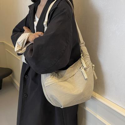Casual Versatile Nylon Cloth Bag Women's New Popular Messenger Bag Fashion Niche Dumpling Bag