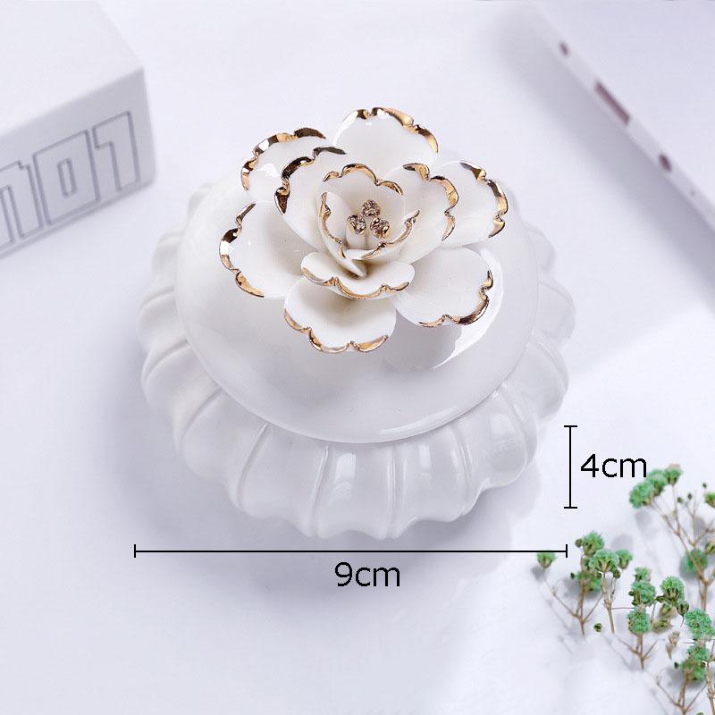 Gilded Flower Decorative Storage Tank Tea Canister Rose Flowers Ceramic Storage Jar and Lids Candy Pots Porcelain Candy Pots