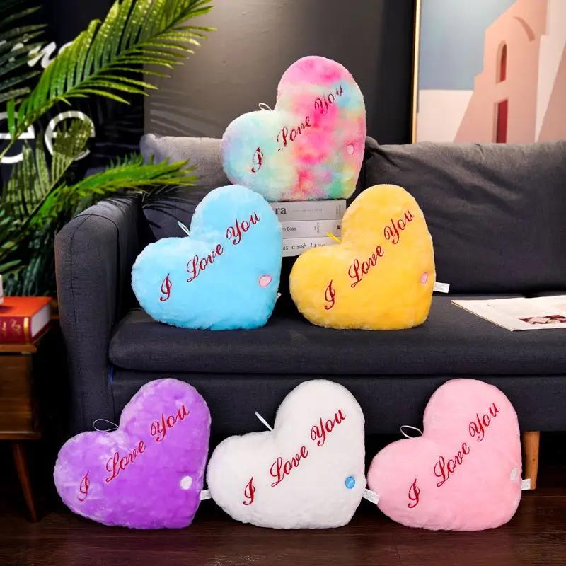Leuchtendes LED-Liebesherz Plüschtier Weiches Plüschtier Gefülltes Leuchtendes Liebes-Kissen Kissen Raum Party Dekoration Kindergeburtstagsgeschenk