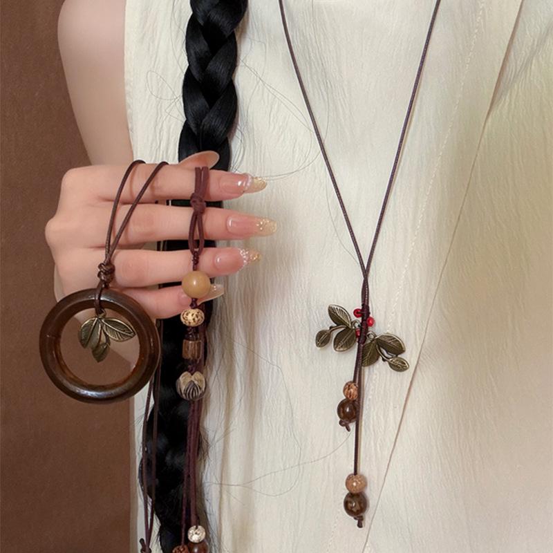 Ethnic Style Wooden & Metal Leaf Pendant Rope Necklace for Women - Unique Retro Accessory