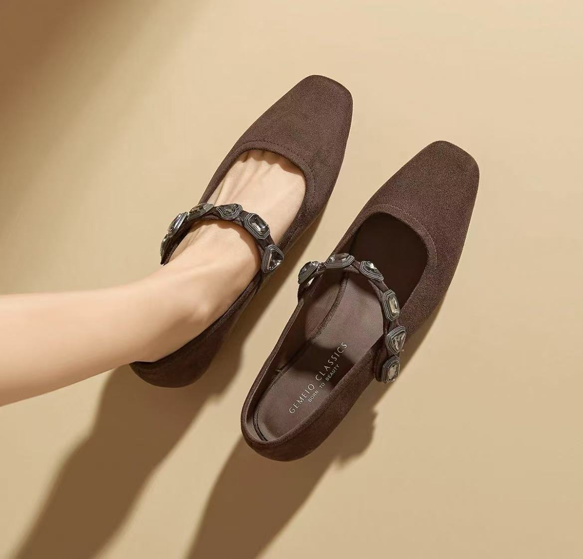 

Женская обувь Туфли на низком каблуке Красивые туфли на высоком каблуке с кристаллами Модная обувь для девочек Туфли для платья 34 коричневый