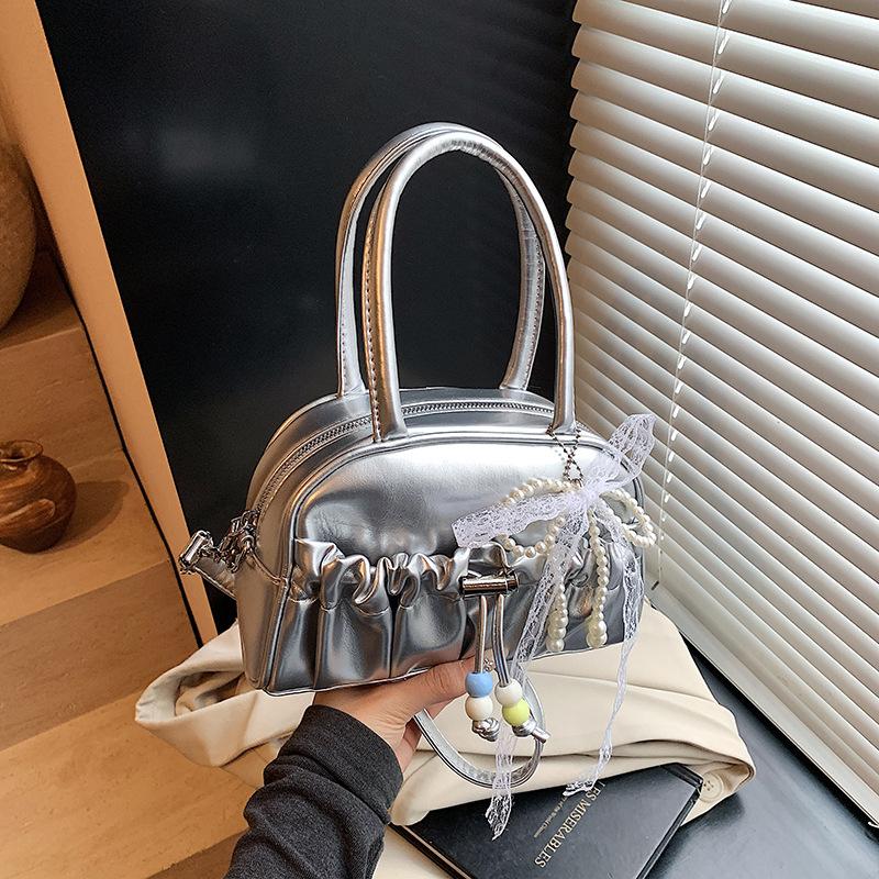 Small bag women's summer new niche fashion shoulder messenger bag commuter pillow bag