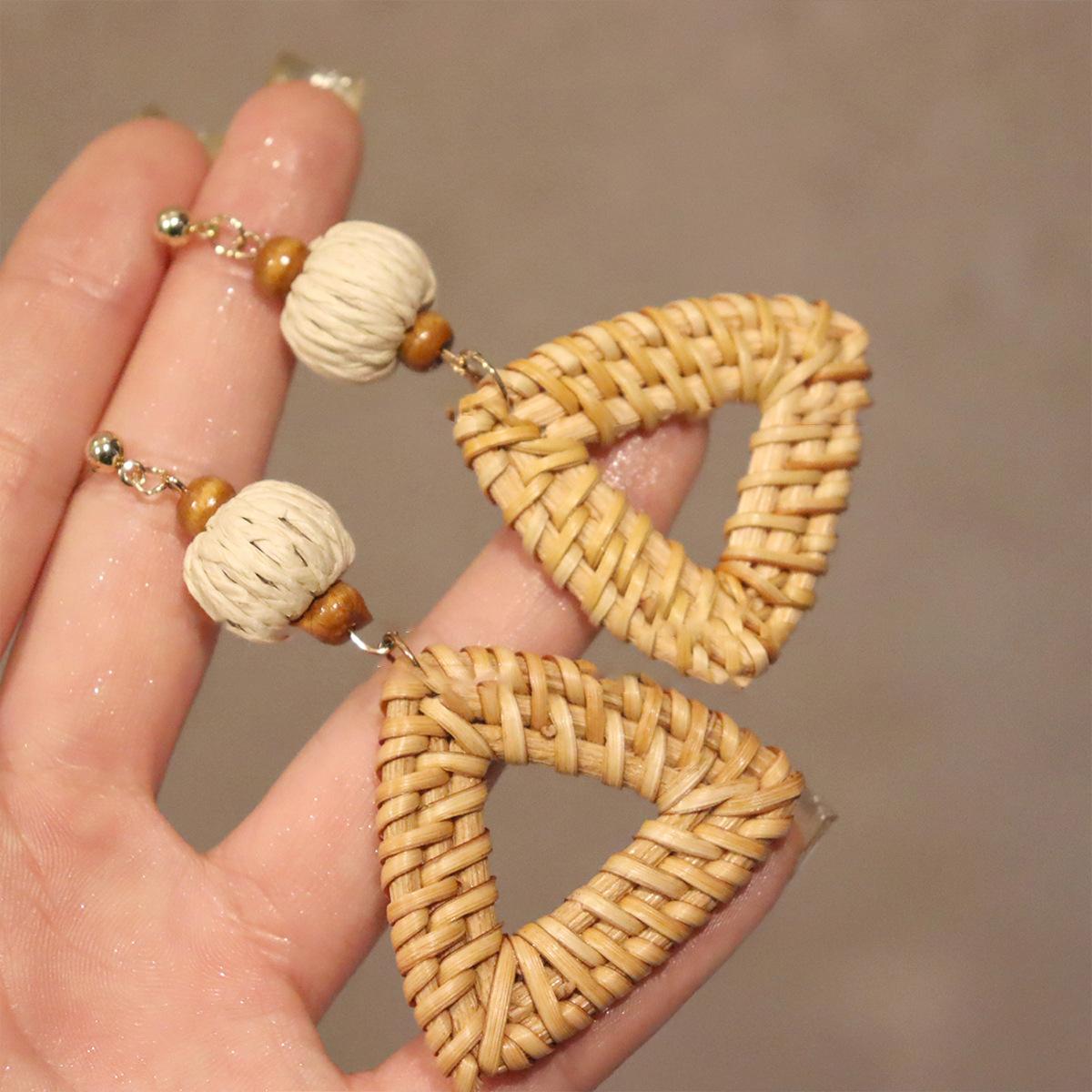 

Деревянные бусины ротанг треугольные серьги-подвески нишевый дизайн простые серьги личность преувеличенные модные серьги