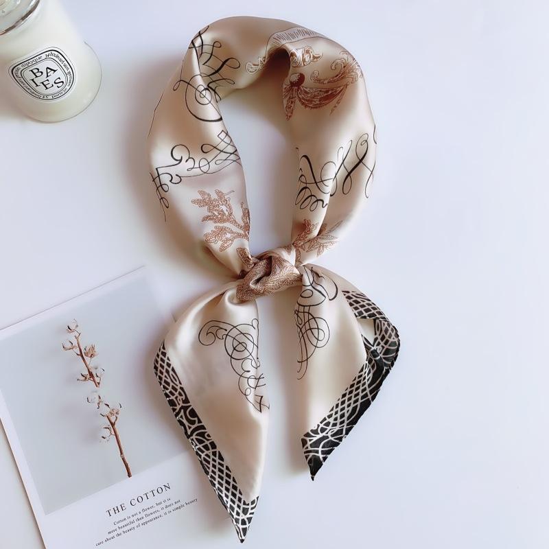 

Маленький квадратный шарф треугольный шелковый шарф женский стереоскопический с рубашкой уход за шеей тонкий шарф 70x70 70-70cm