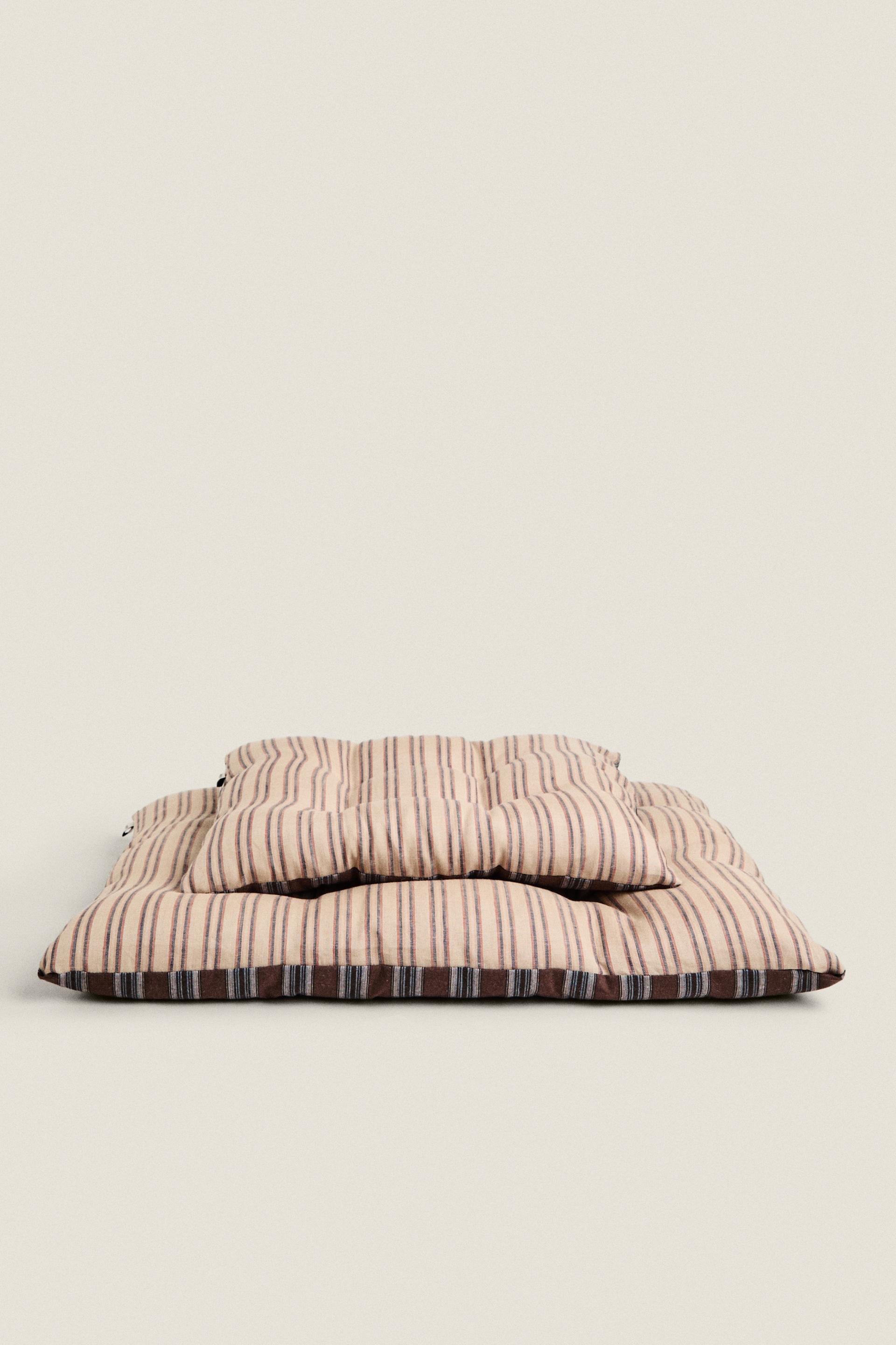 

ТОППЕР ДЛЯ ЛЮБИМЫХ В ПОЛОСКУ