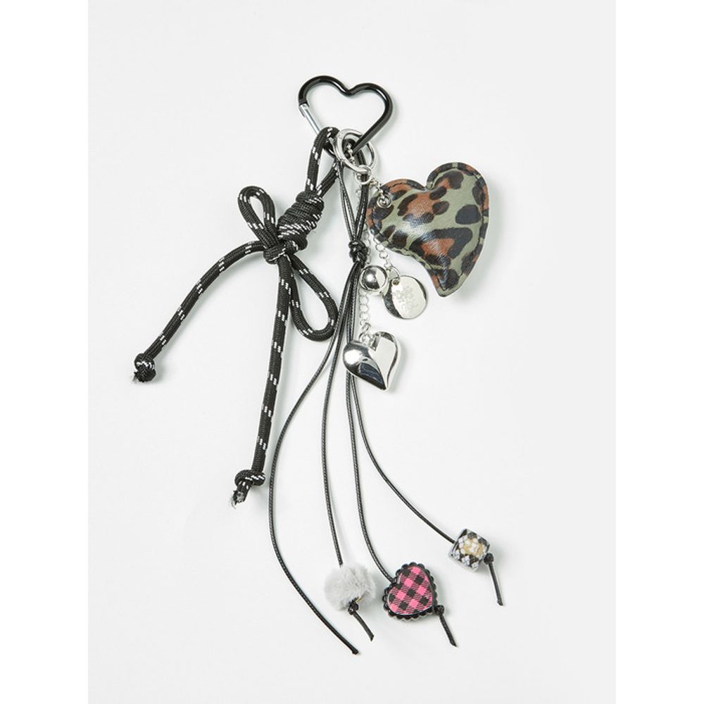 The GREEN Lab Heart Leopard Keyring (3colors)