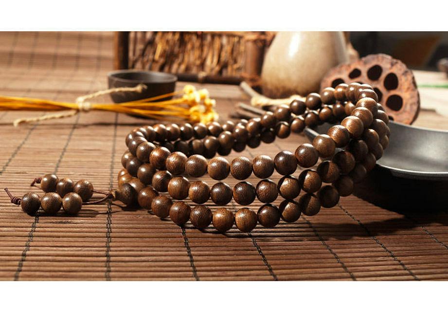 Authentic 8mm Agarwood 108-Bead Unisex Bracelet - Genuine High-Oil Kalimantan Material