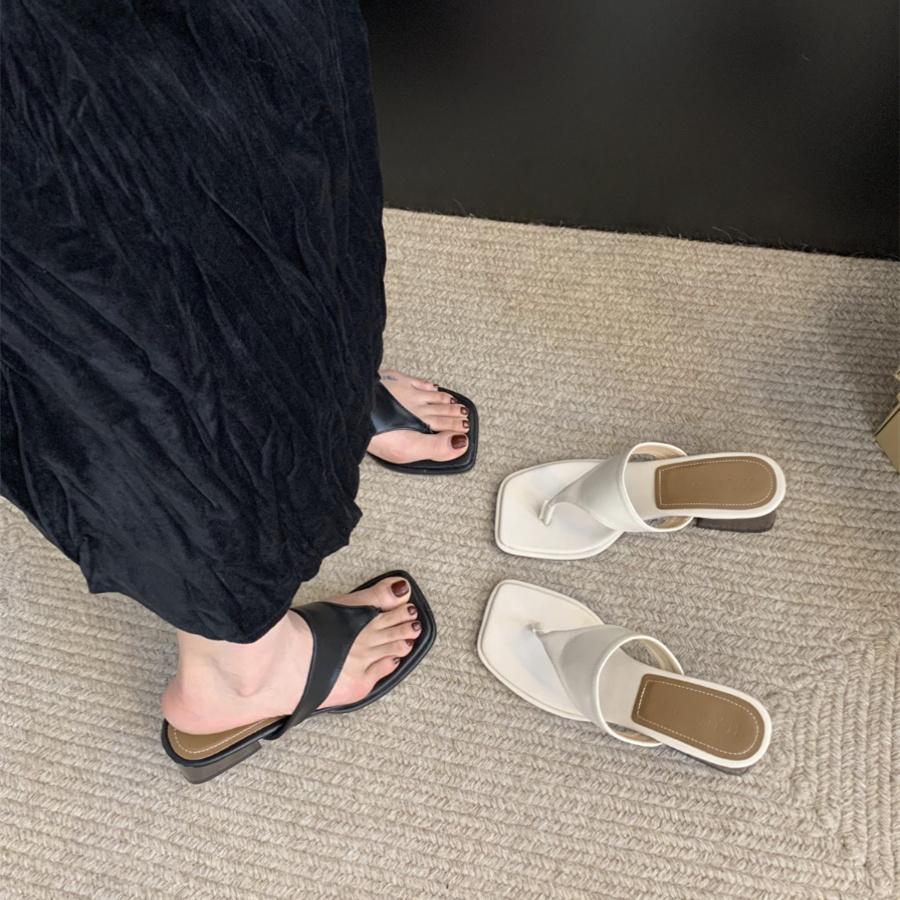 Fashion Square Heel Slippers Casual Rubber Flip Flops Shoes Woman 2025 Shale Female Beach Pantofle Block Luxury Soft Hawaiian Sabot New