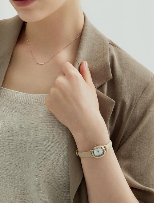 [J.ESTINA] J.ESTINA AMICO Round Leather Watch JWM1LE4BS403GOBE0 1.  JWM1LE4BS403GOBE0