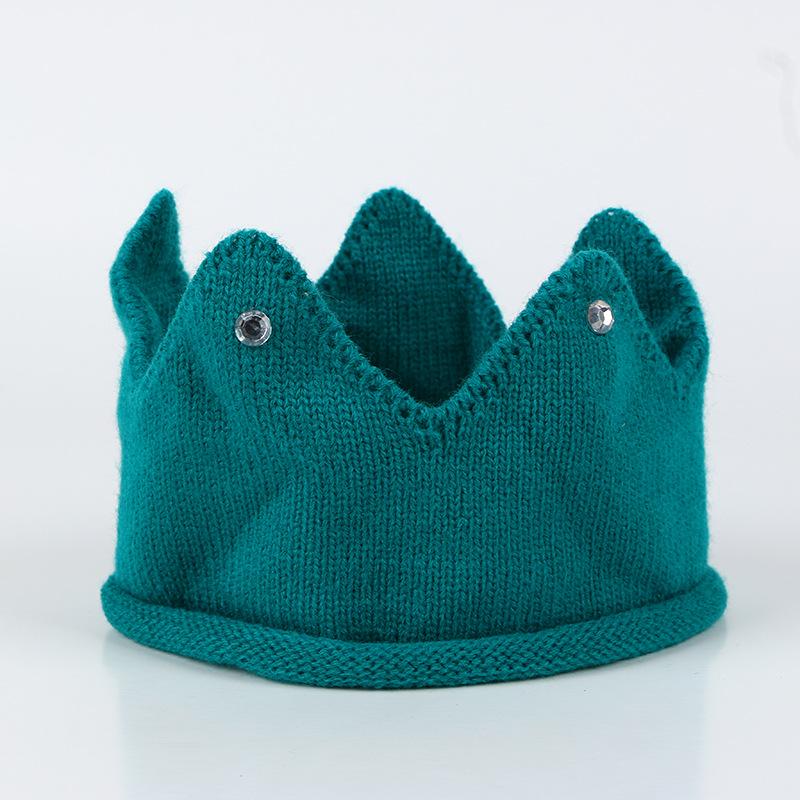 

New Autumn/Winter Knitted Baby Crown Hat - Cute Pullover Style for Birthdays One Size