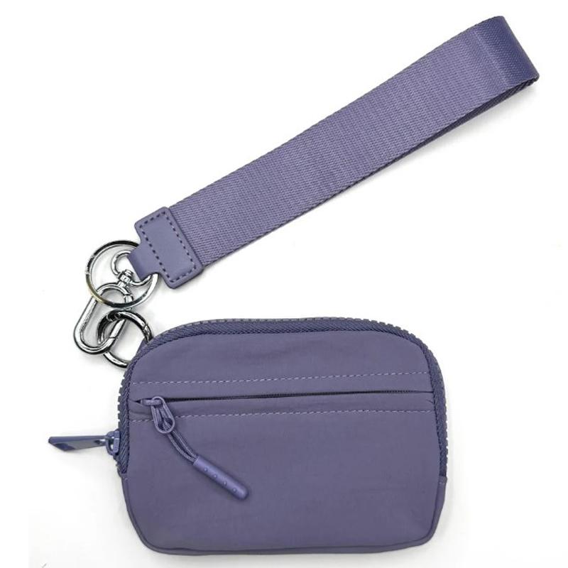 

Кошелек 6×3,6 The Iris Pouch Wristlet, чехол для карт на молнии с окошком для удостоверения личности/ремешком на руку фиолетовый