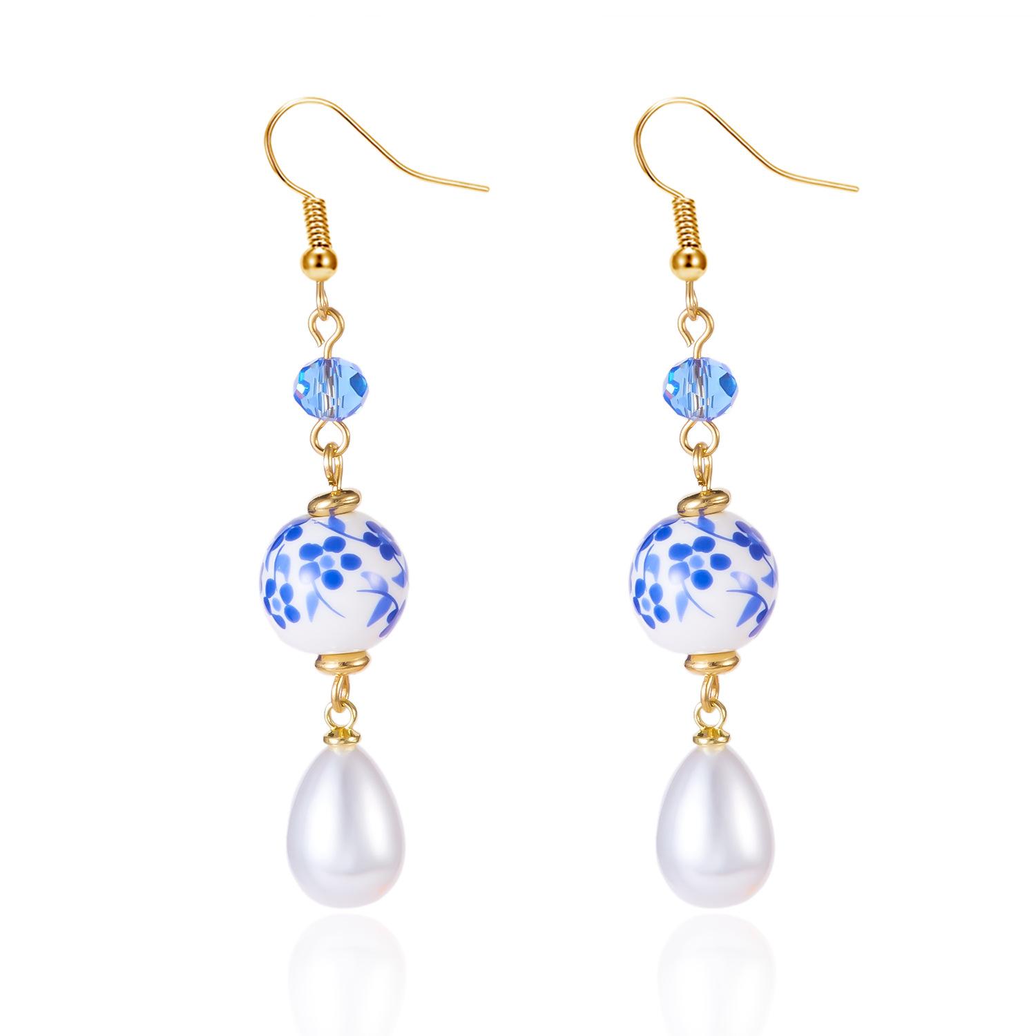 

Модные серьги-подвески для женщин золотой